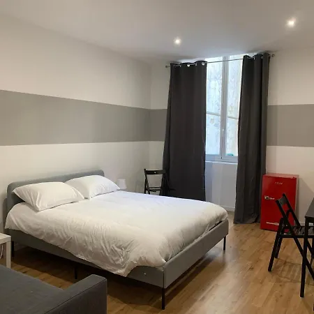 Il Tasso Rooms&apartments Affittacamere 3*