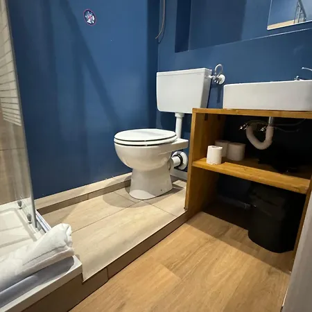 Il Tasso Rooms&apartments Affittacamere 3*