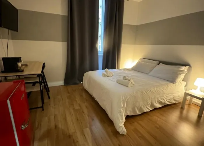 Pensión Il Tasso & 3*